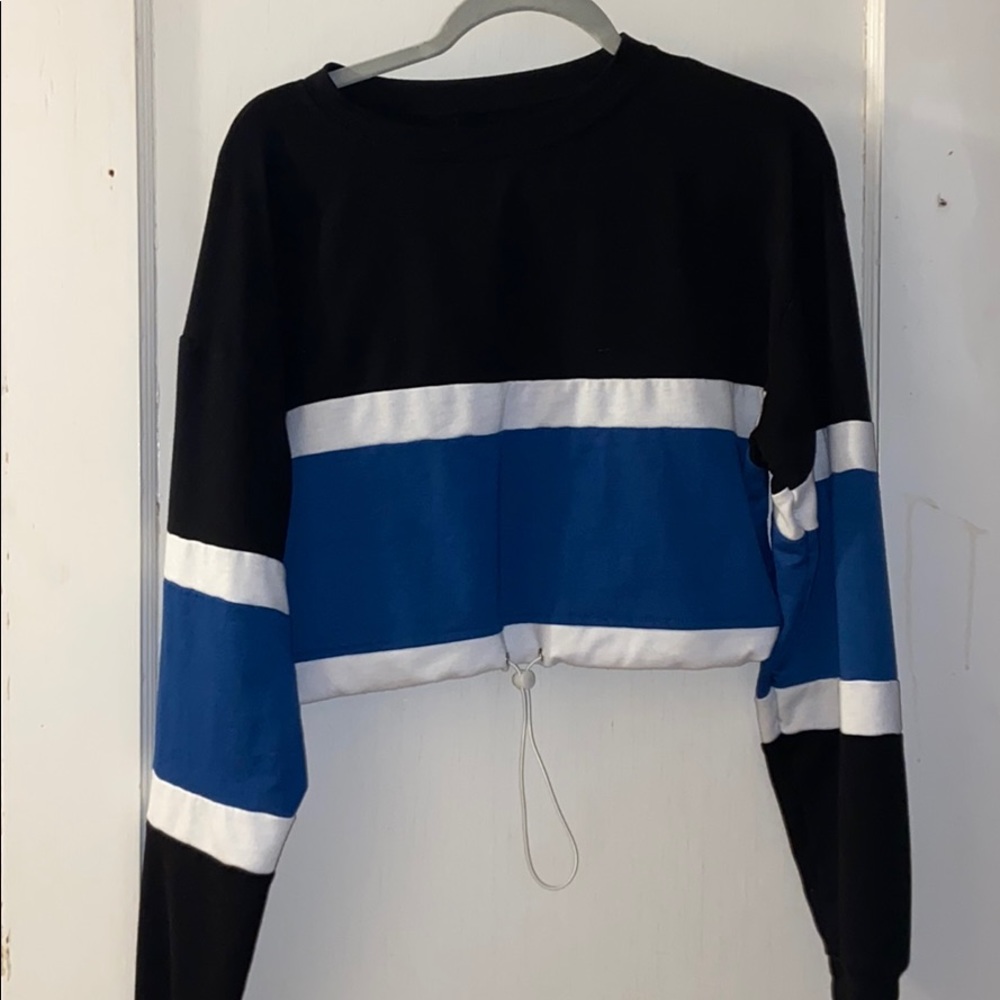 Cropped shirt